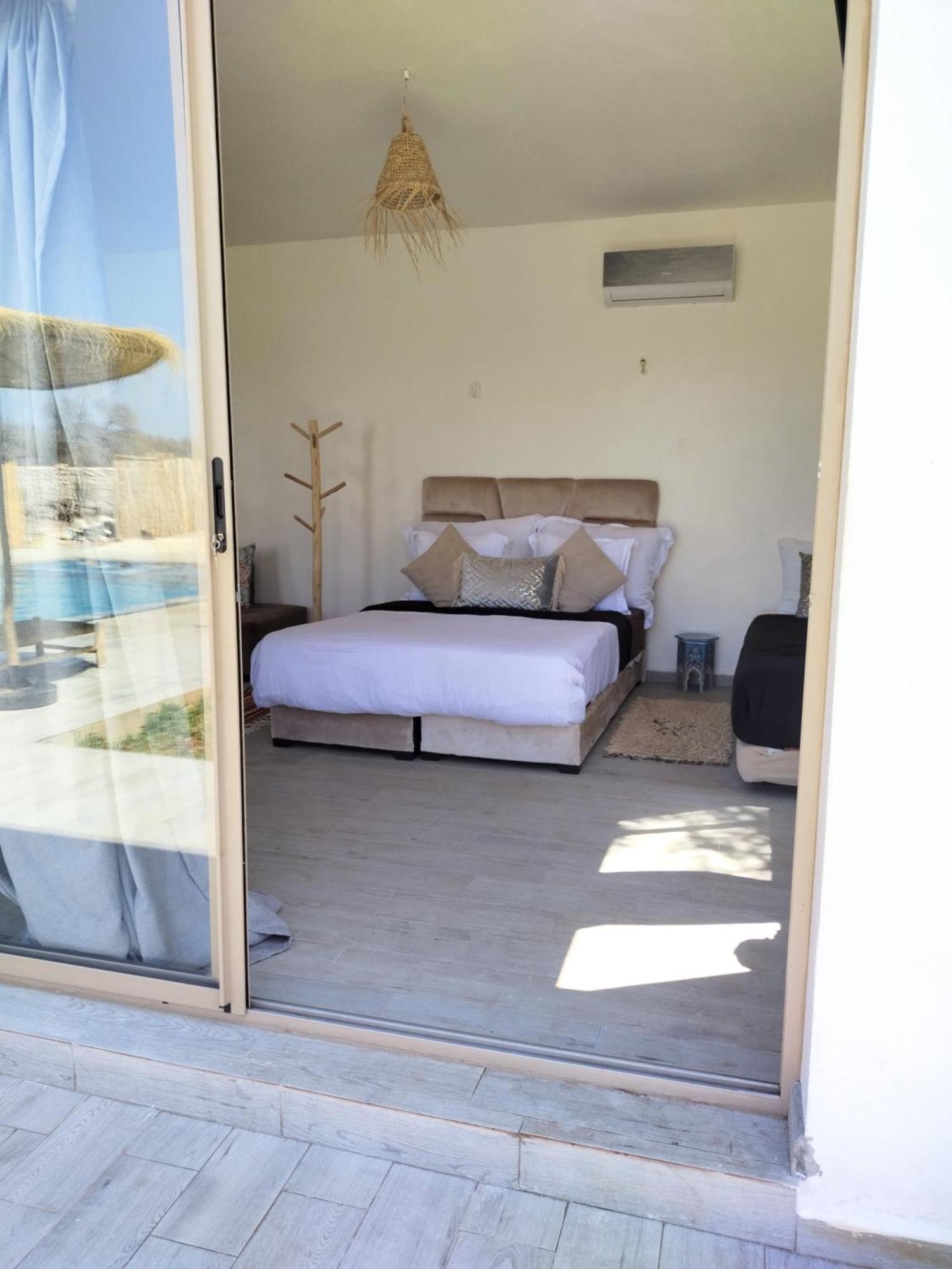 Villa Iyad Εσαουίρα Εξωτερικό φωτογραφία