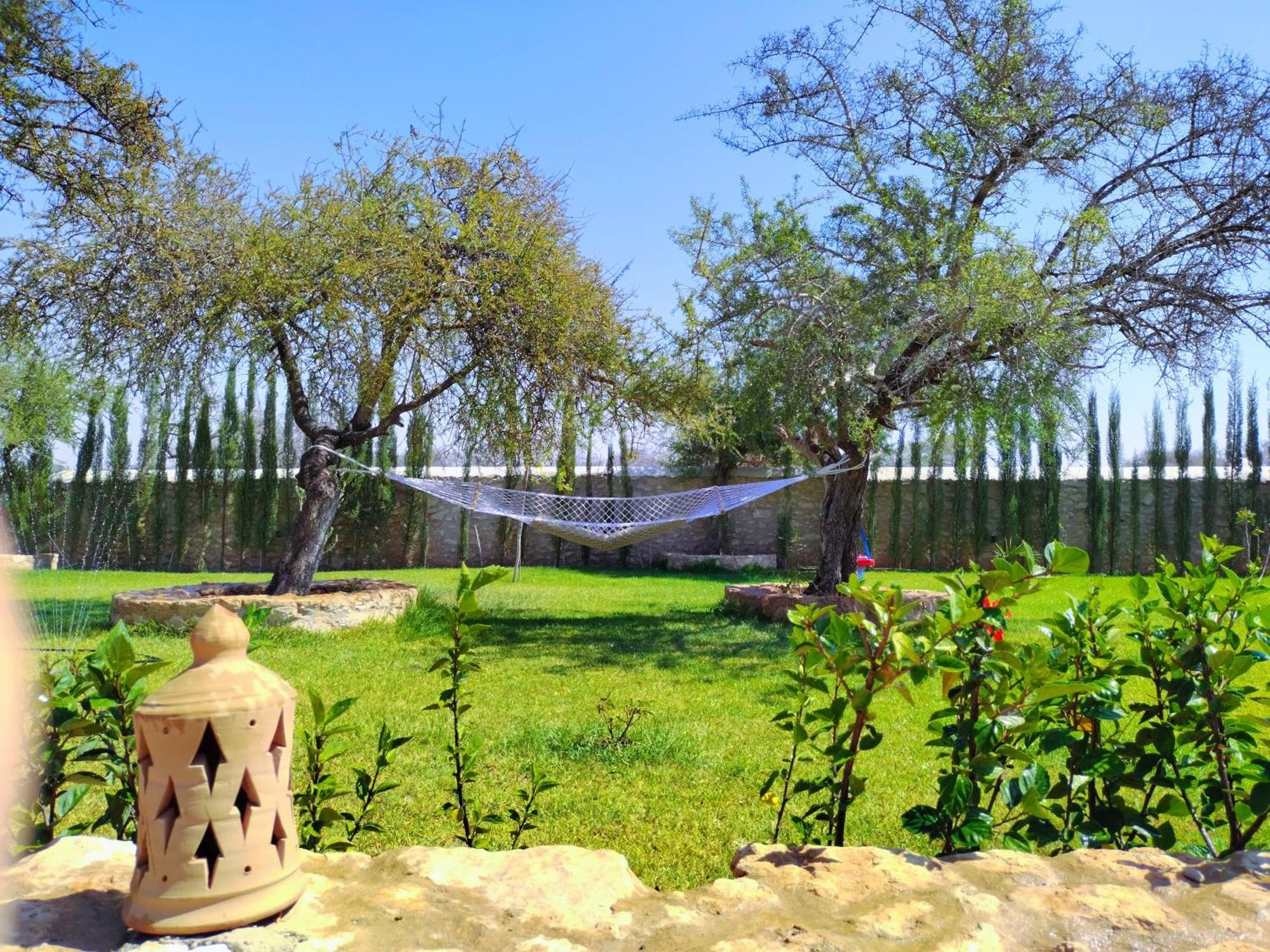 Villa Iyad Εσαουίρα Εξωτερικό φωτογραφία