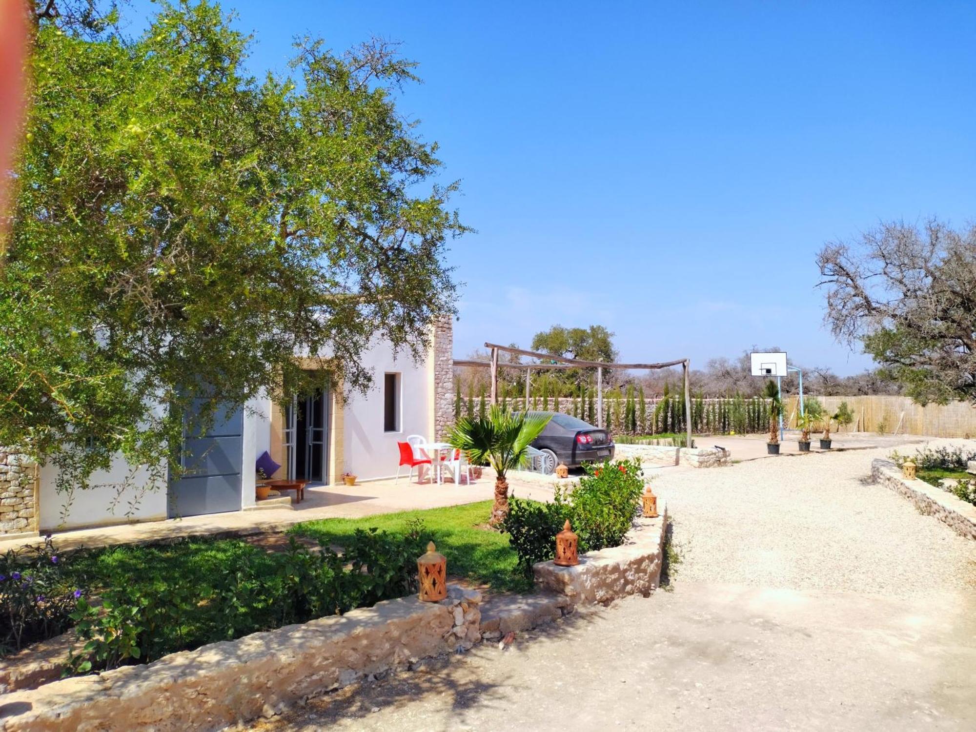Villa Iyad Εσαουίρα Εξωτερικό φωτογραφία