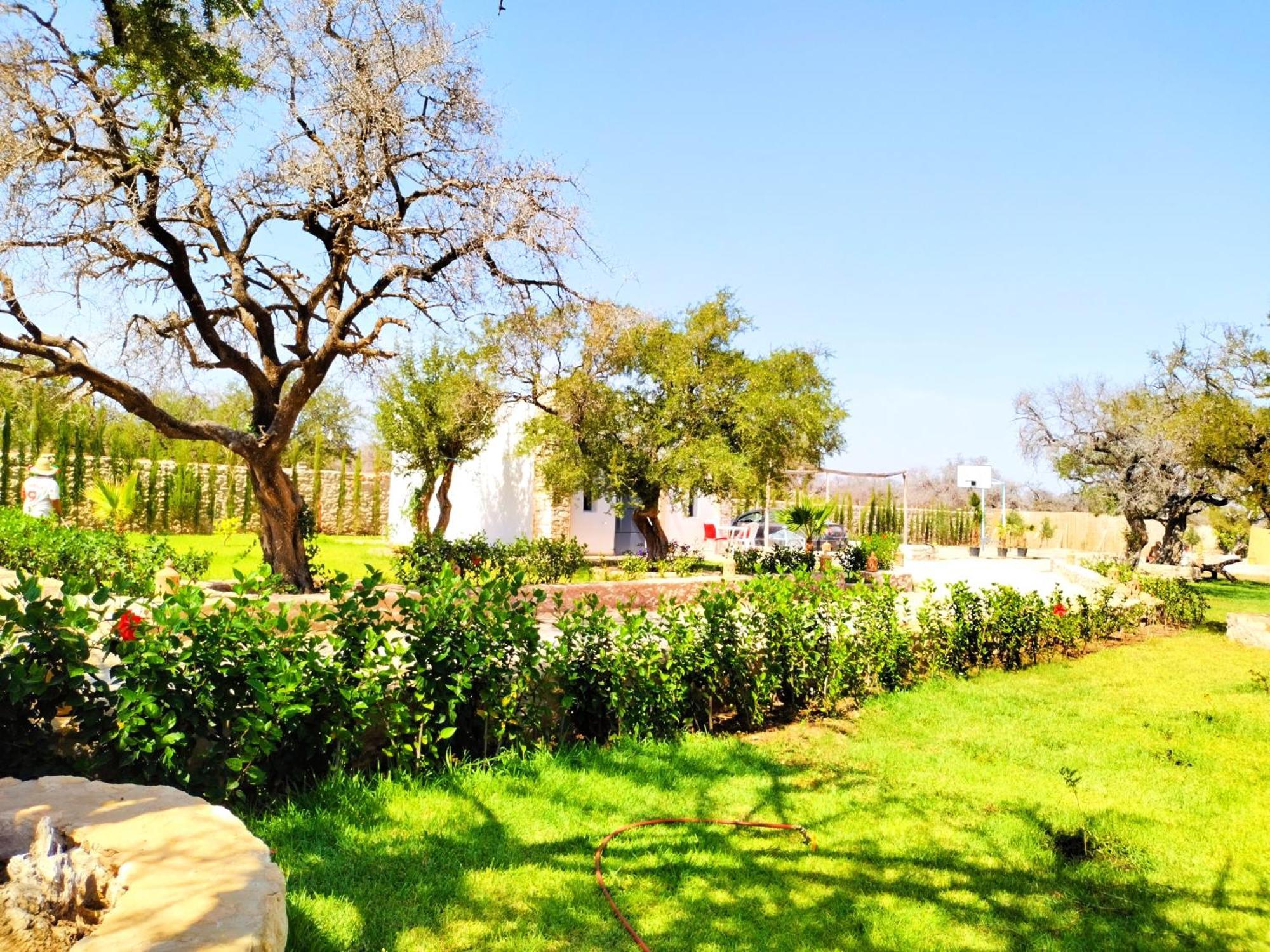 Villa Iyad Εσαουίρα Εξωτερικό φωτογραφία